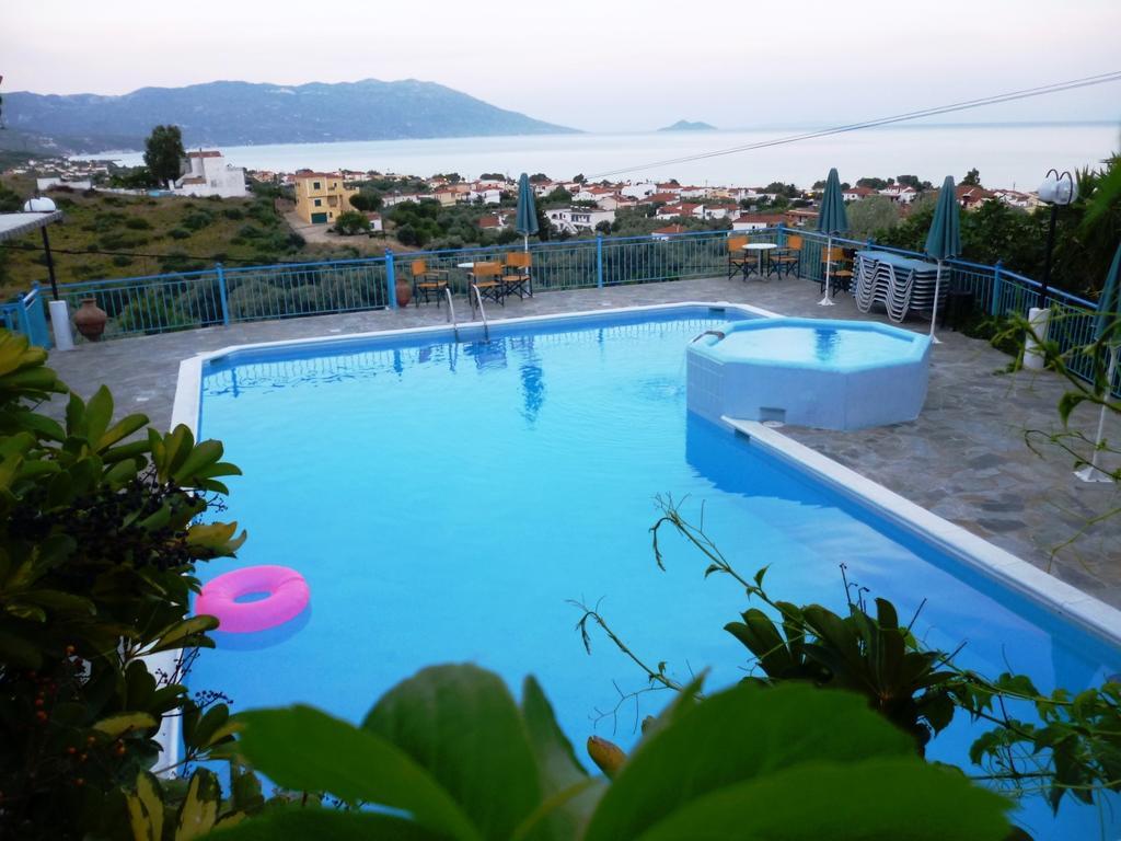 Apartments Jota Marathokampos Exterior photo