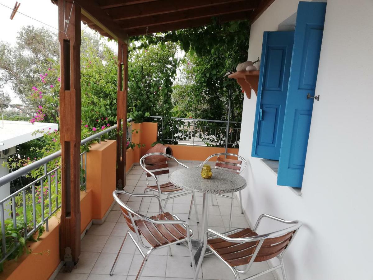 Apartments Jota Marathokampos Exterior photo