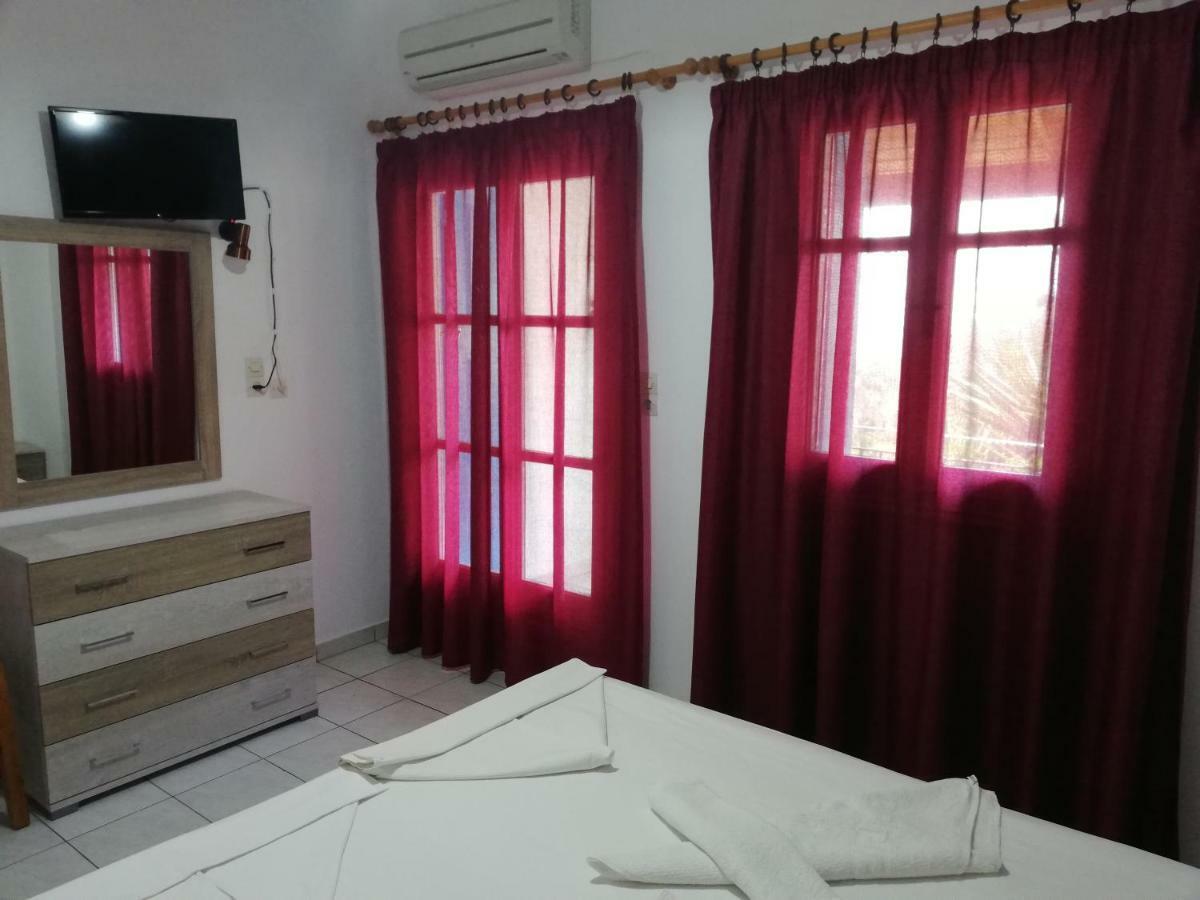 Apartments Jota Marathokampos Exterior photo
