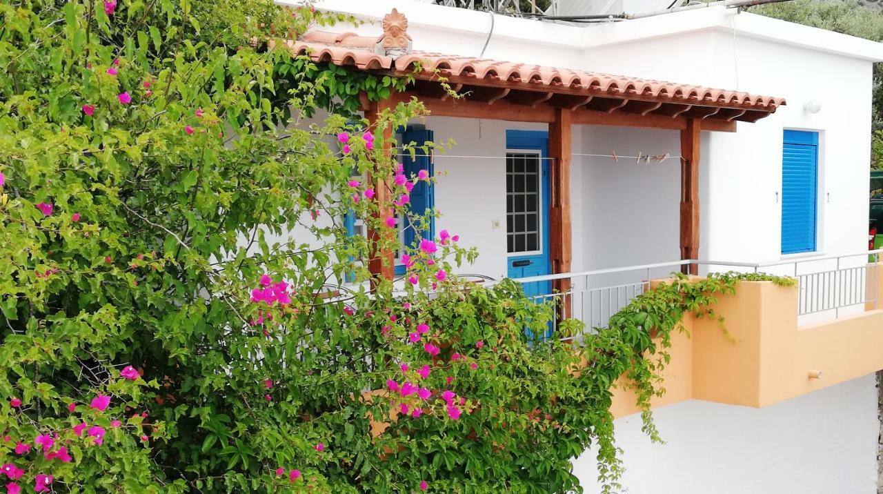Apartments Jota Marathokampos Exterior photo